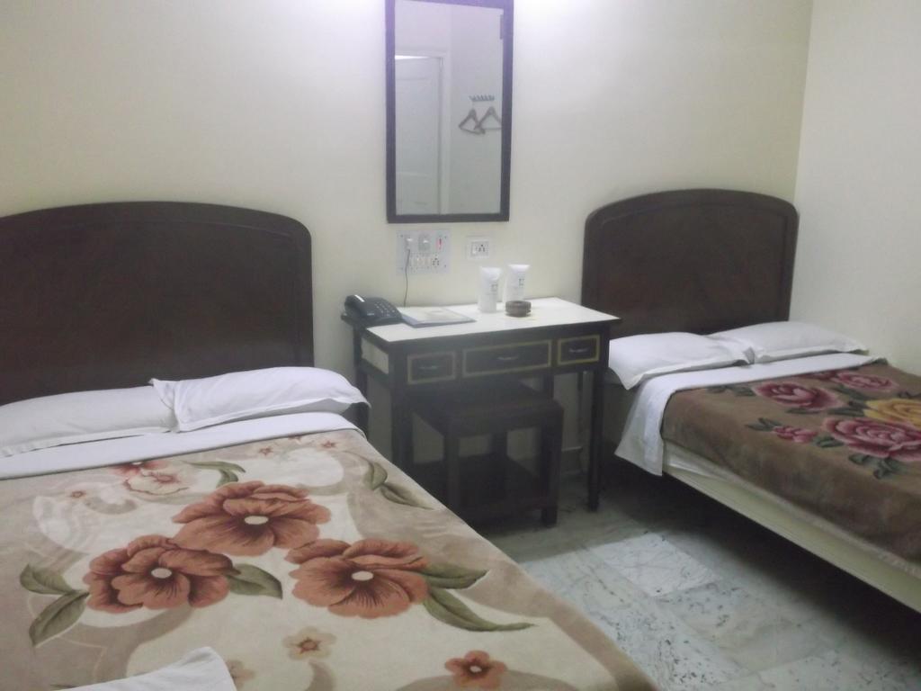 Hotel Mahamaya Bodh Gaya Δωμάτιο φωτογραφία